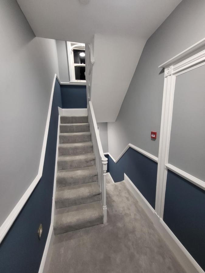 Sunset Point Apts - Blue Horizon Apartment